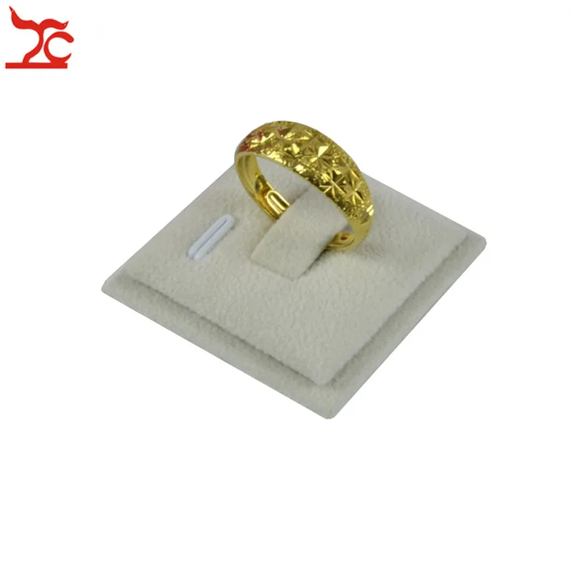 Beige Velvet Распродажа, мини-держатель для листов с квадратным кольцом, портативный органайзер для хранения ювелирных изделий из бархата и полиуретана, выставочный стенд, 4*4 см - Цвет: Beige Velvet