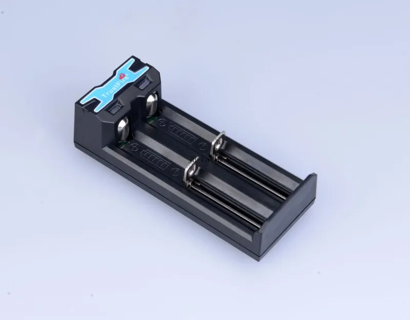 Trustfire TR 016 USB литиевая батарея зарядное устройство для 10440/14500/16340/17335