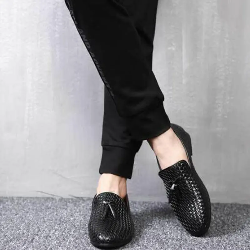 Tangnest NEW 2018 Brand Men Shoes Fashion Round Toe Slip-on Flats Luxury Cow Split Leather Tassel Men's Driving XMR2784 | Обувь