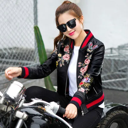 

2019 New Sukajan Souvenir Motorcycle PU Leather Jacket Women Short Floral Printed Embroidery Baseball Varsity Jacket