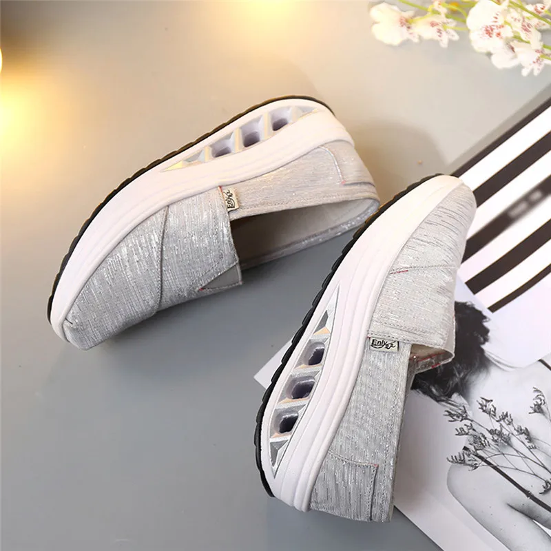 Новинка сезон осень стильная женская обувь без застежки элегантная