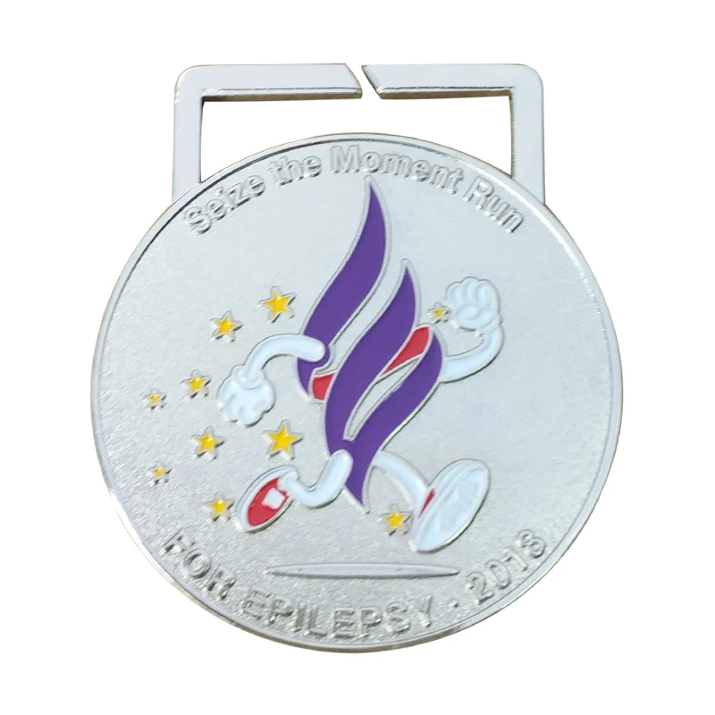 

Wholesale and retail matte silver medal high quality running medal