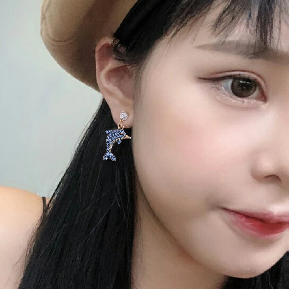 Женские Висячие серьги с кристаллами инкрустированные стразами в форме дельфина