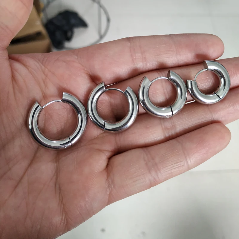 2 шт., золотые, серебряные, черные, 316L, нержавеющая сталь, Круглые, толщина 5 мм, серьги-кольца, корейские милые маленькие круглые серьги, Панк ювелирные изделия