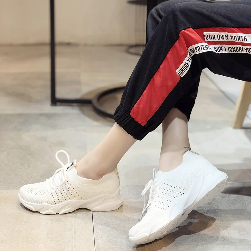 Новинка 2019 года обувь для бега в сдержанном стиле на Плоском Каблуке женские