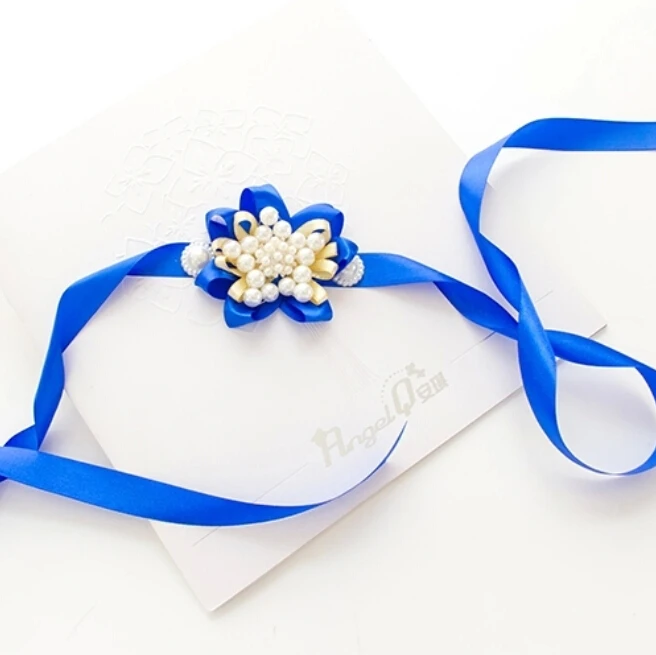 Свадебный корсаж для невесты подружки цветы сделай сам искусственный жемчуг