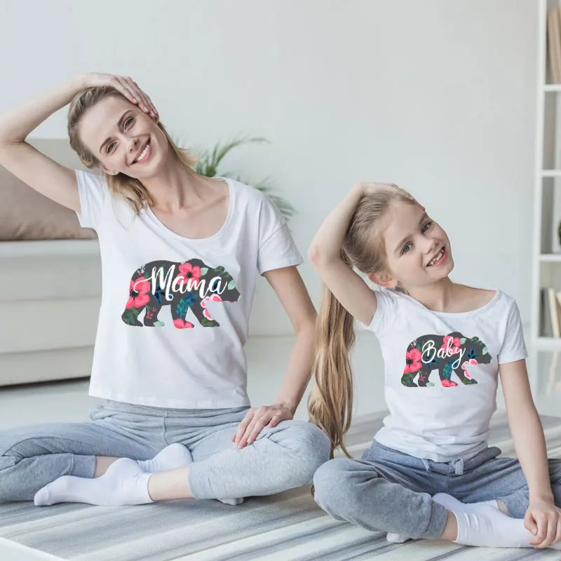 color 3 Семейная футболка для мамы и дочки одинаковые Комплекты Одежда для мамы и дочки «mommy» и «mini me» Одежда для крупных маленьких девочек - Цвет: color 3