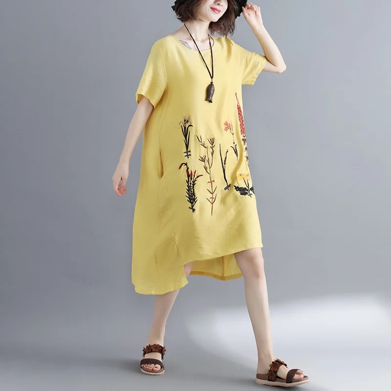 Женское платье с вышивкой свободное асимметричное красного желтого цвета в