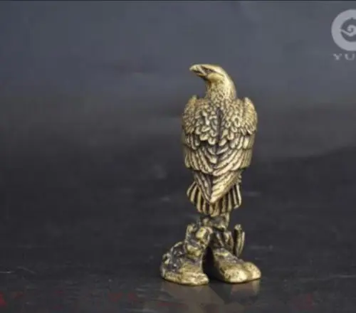 

Chinese archaize old brass eagle small statue /pendant
