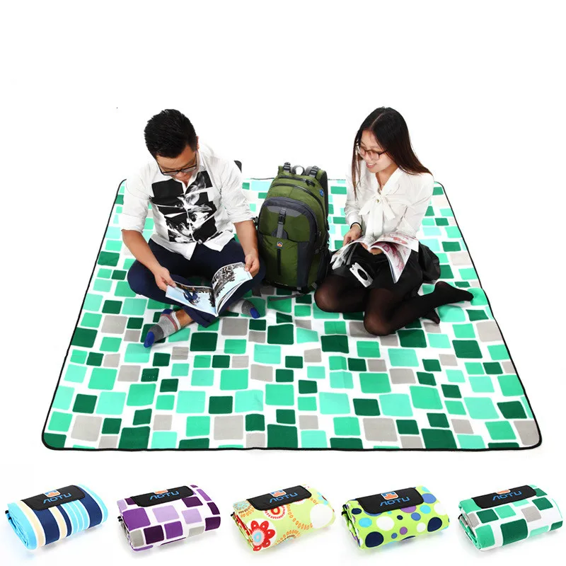 200cm*200cm outdoor damp pad picnic mat crawling tent waterproof thickening camping | Спорт и развлечения