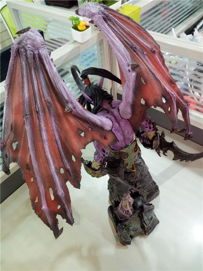 Comic Club wow Illidan 60 см Высота gk Статуэтка из ПВХ содержит светодиодный светильник