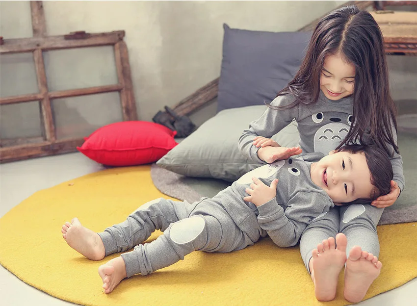 Модные детские хлопковые пижамы с героями мультфильмов в Корейском стиле