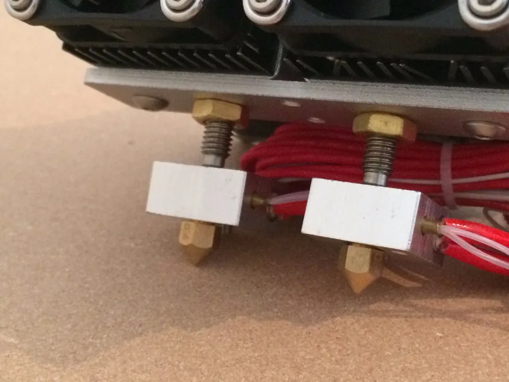 Лучшее обновление 12v MK8 двухголовочный экструдер с 0 4 мм сопло для Reprap Makerbot 3D