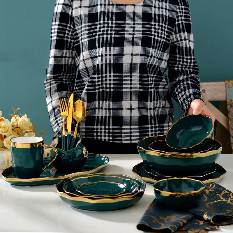 

1pcs Royal Green Gold Ceramic Tableware Set Household Porcelain Steak Fish Fruit Plate Salad Rice Noodle Bowl Spoon Fork Knife