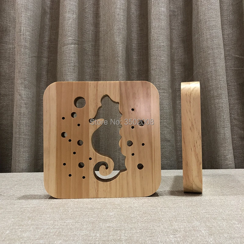 

Creative LED wood carving night light seahorse design warm light USB power night light as surprise gift or room decoration