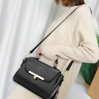 Новая женская дизайнерская сумка 2019 качественная кожаная с крокодиловым узором