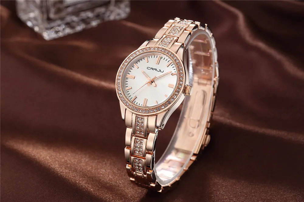 Часы женские кварцевые CRRJU с золотистым браслетом элегантные | Наручные часы