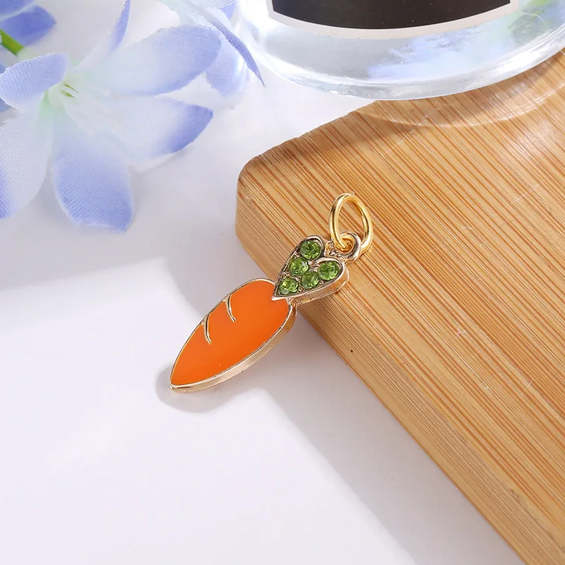 Новый оригинальный сплав бисера милый морковь кулон Шарм Fit браслет ожерелье DIY