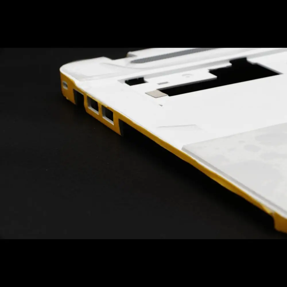A000238540 Genuine New Top Cover Upper Case Palmrest White ZYU38MTCTA0I70 MTC for Toshiba Satellite C40-A | Компьютеры и офис