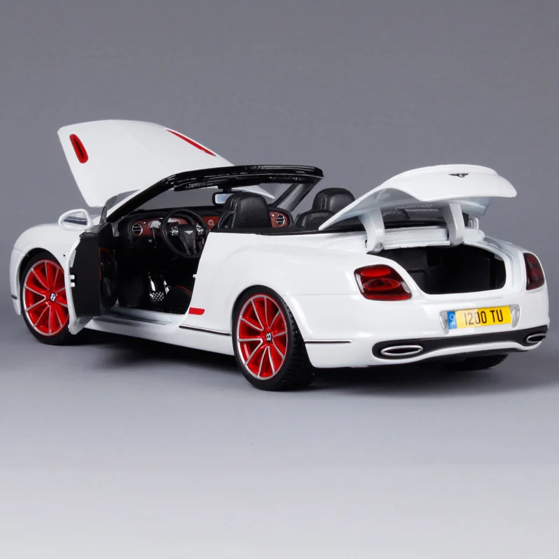 Bburago 1:18 Континентальный трансформер Supersports ISR спортивный автомобиль литая модель