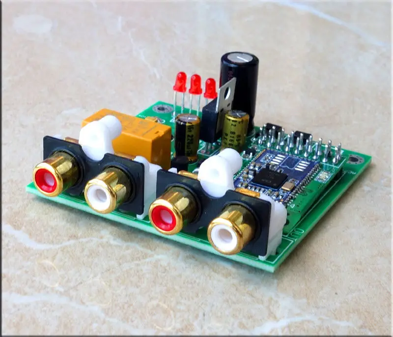 Фото Bluetooth-приемник DYKB CSR8675 Bluetooth 5 0 APTX HD DAC Поддерживает аналоговые входы и выходы ЦАП Bluetooth-приемник DYKB CSR8675 Bluetooth 5 0 APTX HD DAC Поддерживает аналоговые входы и выходы ЦАП