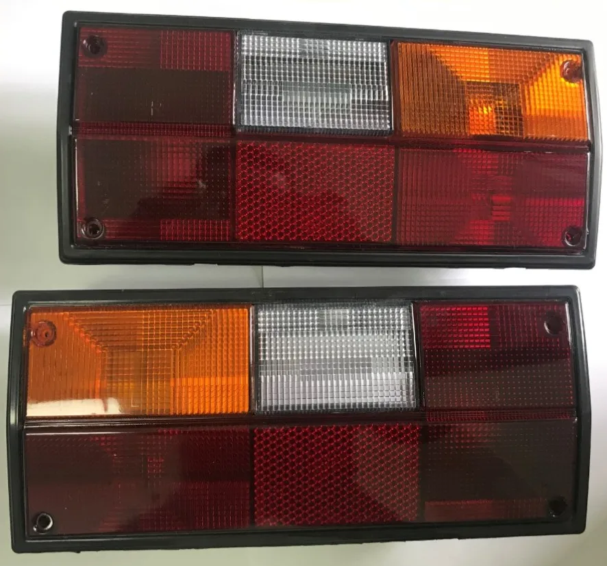 UHE02-5001 1 пара задний светильник для Volkswagen Transporter VW T3 Eurovan Caravelle Multivan T3 задний тормоз стояночный сигнальный светильник - Цвет: UHE02-5001