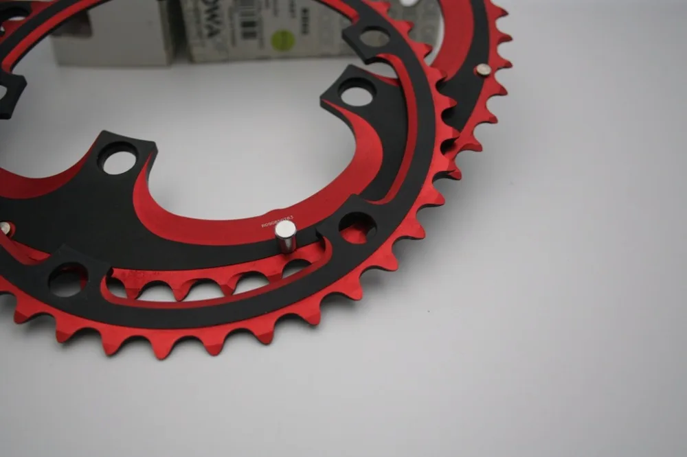 Комплект звездочек для шоссейного велосипеда 5 arm 154G чёрный/Красный ЧПУ 154 г/компл.