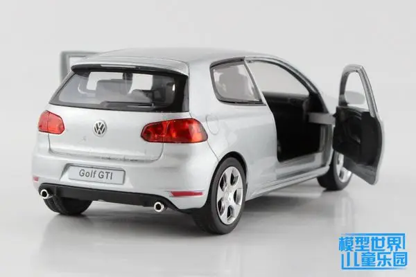 Free shipping silver Alloy model car toy 1:36 Volkswagen Golf double open the door back of |