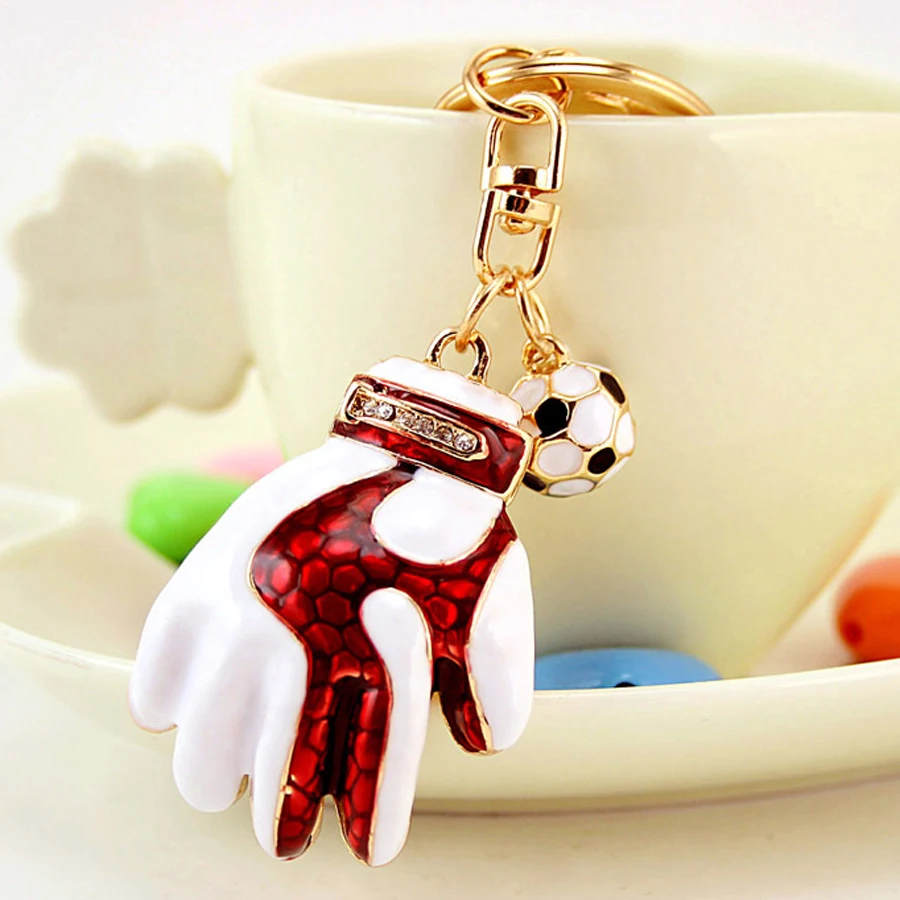 Брелок для ключей в виде футбольных перчаток с кристаллами | Украшения и