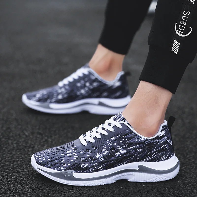 

The new men's casual shoes in 2019 summer breathable net cloth flat soles men sneakers mens shoes
