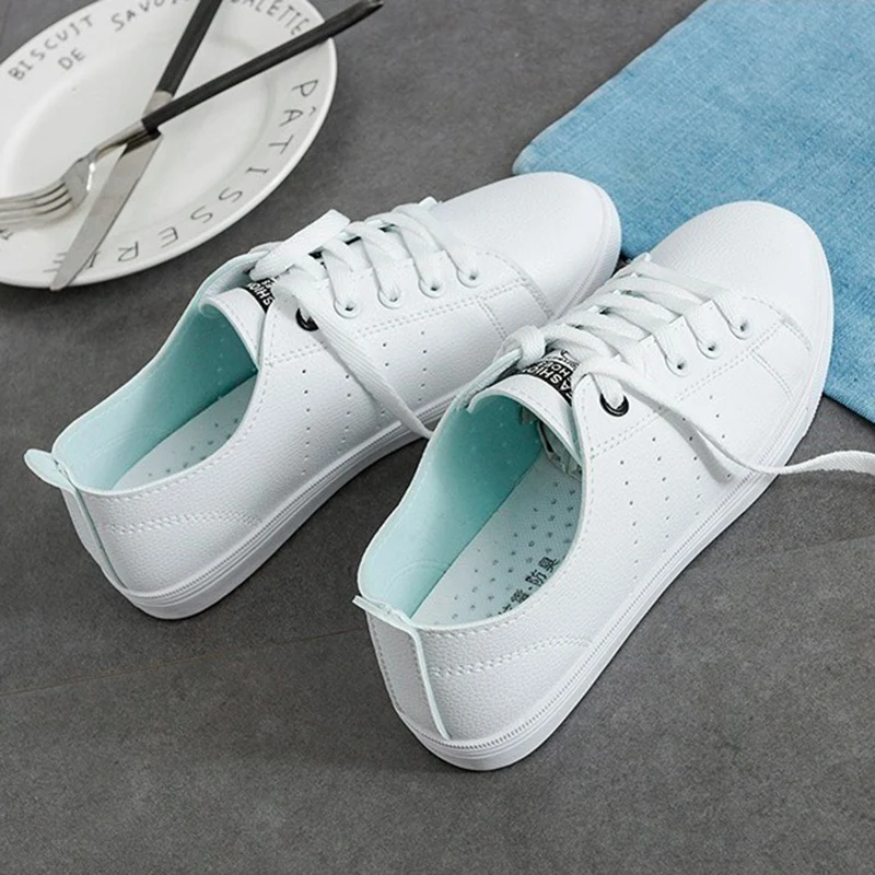 Женская Повседневная обувь Сезон лето весна 2018 года на плоской подошве Модные