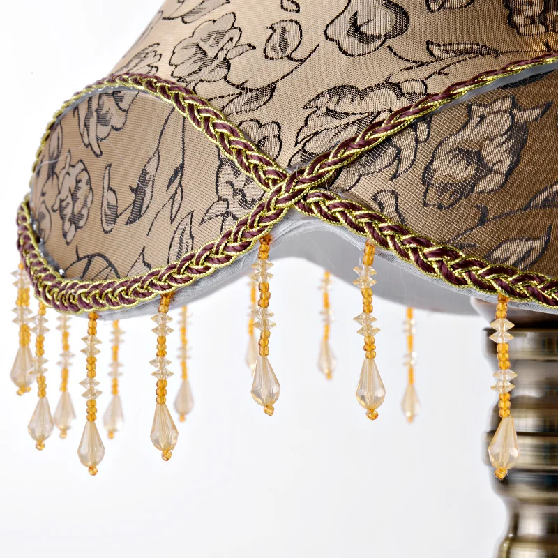 Роскошные бусины подвесной Бронзовый Кабинет Настольная лампа Европейская