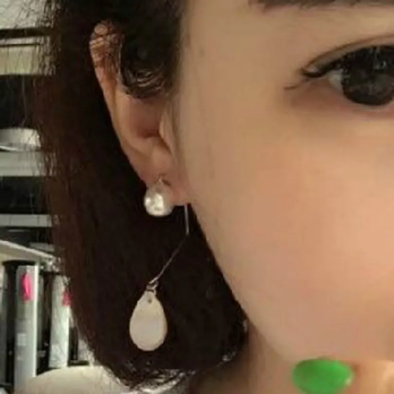 Простые треугольные серьги в европейском и американском стиле модные