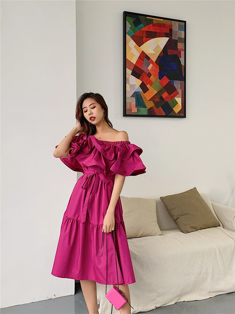 WHITNEY WANG 2019 Летняя мода Уличная Сексуальная Слэш шеи слоистых оборками Мини платье