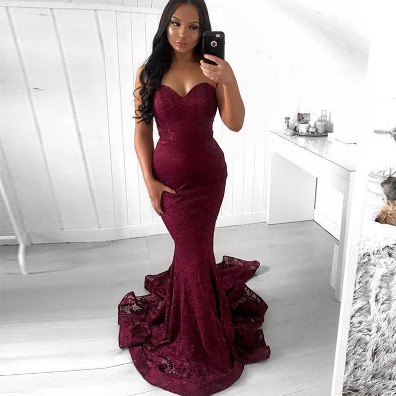 Женское вечернее платье бордовое кружевное с вырезом сердечком|Вечерние платья|
