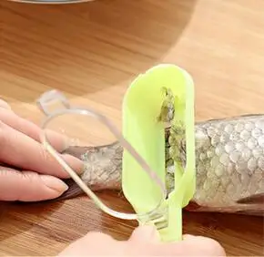 Пластиковые рыбные весы с чешуей поцарапанные скребок творческие усилия