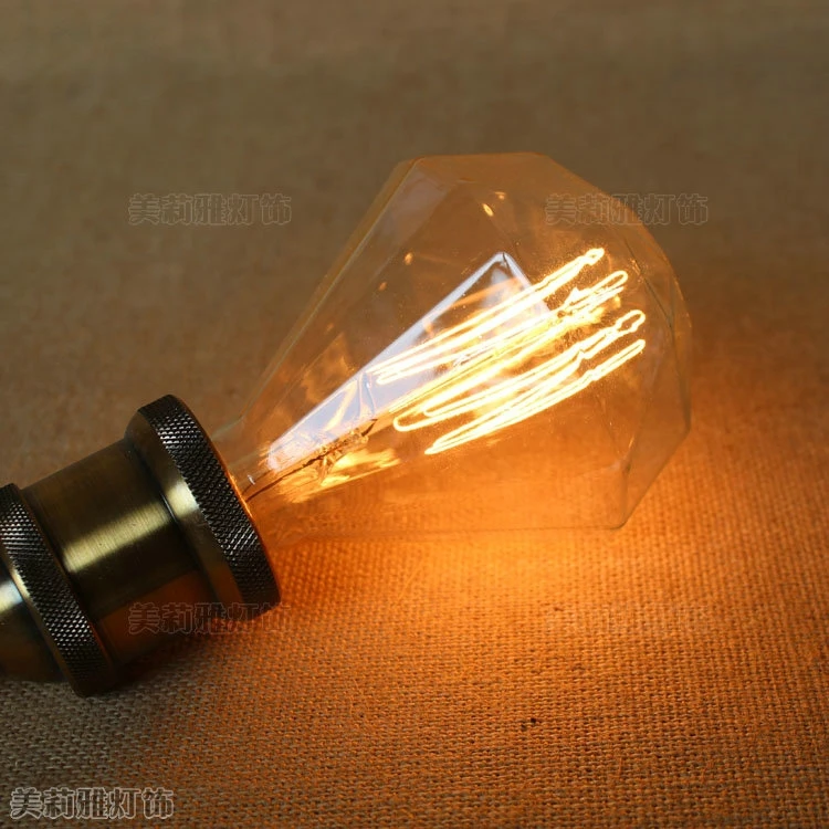 

Hot Sale 40w E27 220v Vintage Polygon Edison Light Bulb Glass Lucency Diamond for Bar ,Coffee or Pendant Light,Pack Of 2