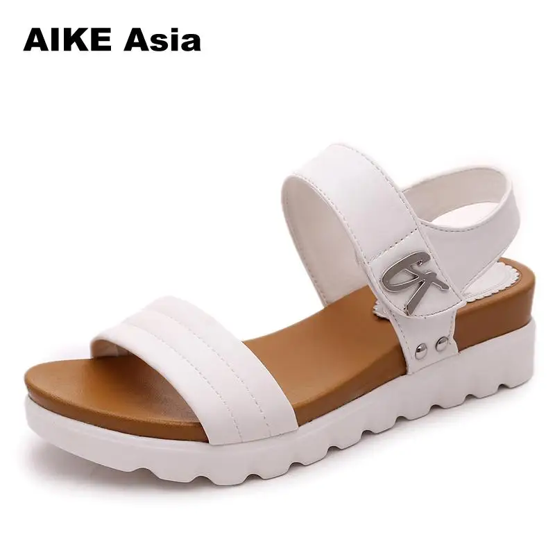 Сандалии гладиаторы на плоской подошве для взрослых женщин модные босоножки из