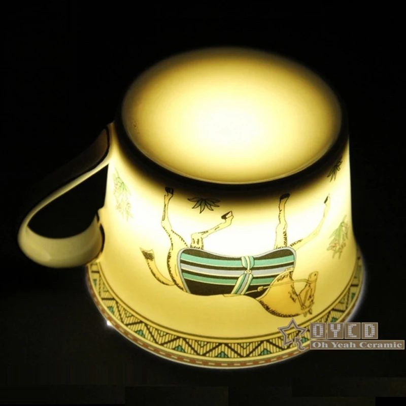 Фарфоровая кофейная чашка и блюдце из костяного фарфора дизайн Бог лошади контур