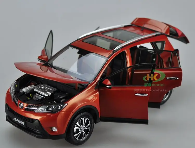 Модель игрушечного автомобиля Toyota RAV4 SUV из сплава Коллекция игрушечных