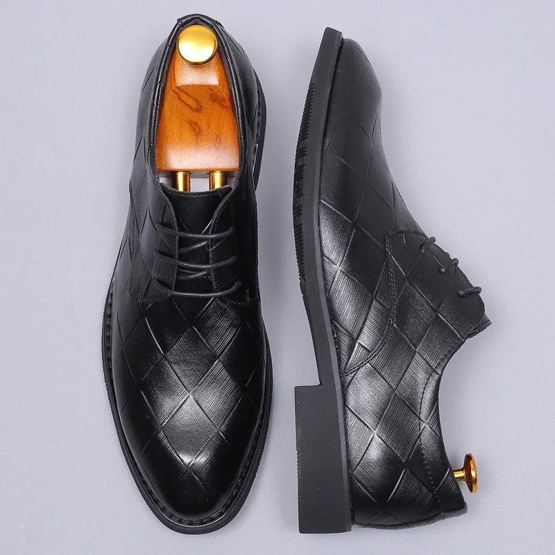 Мужская обувь с перфорацией типа броги TERESA RIPOLL кожаная в британском стиле на