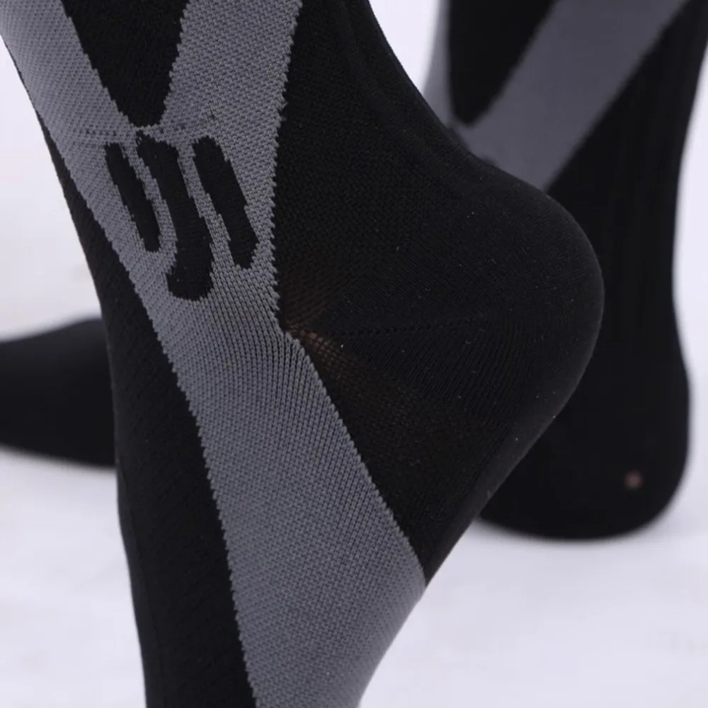 Удобные мужские эластичные Компрессионные носки для занятий спортом ниже колена