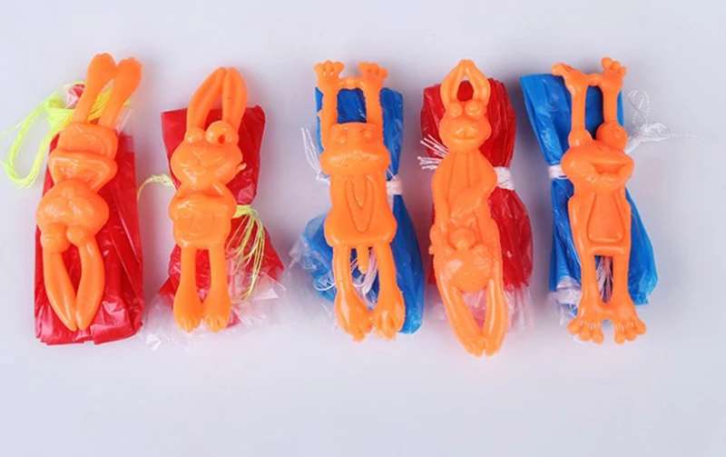 Новинка бесплатная доставка 48X летающие кролики лягушки броски парашюты подарки