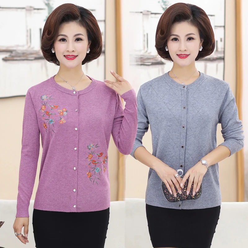 Вязаный кардиган свитер на весну и осень для женщин среднего возраста