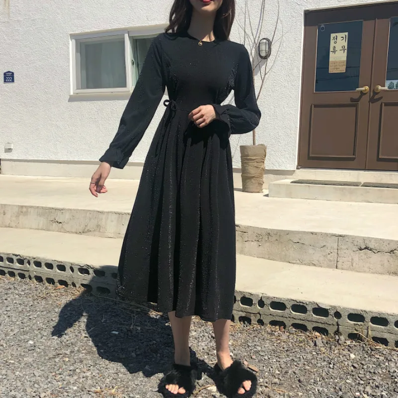 Женское платье в Корейском стиле осенне-зимнее средней длины с круглым вырезом