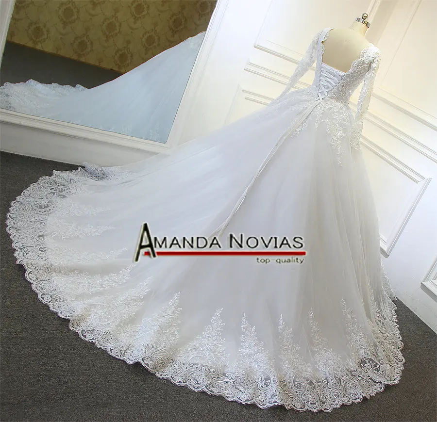 Свадебное платье с длинным рукавом Amanda Novias кружевное бальное аппликацией 2019|ball