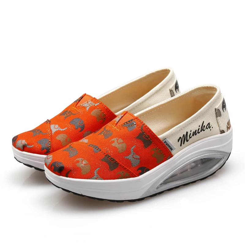 Женские кроссовки на платформе с принтом слона слипоны обувь округлой подошвой