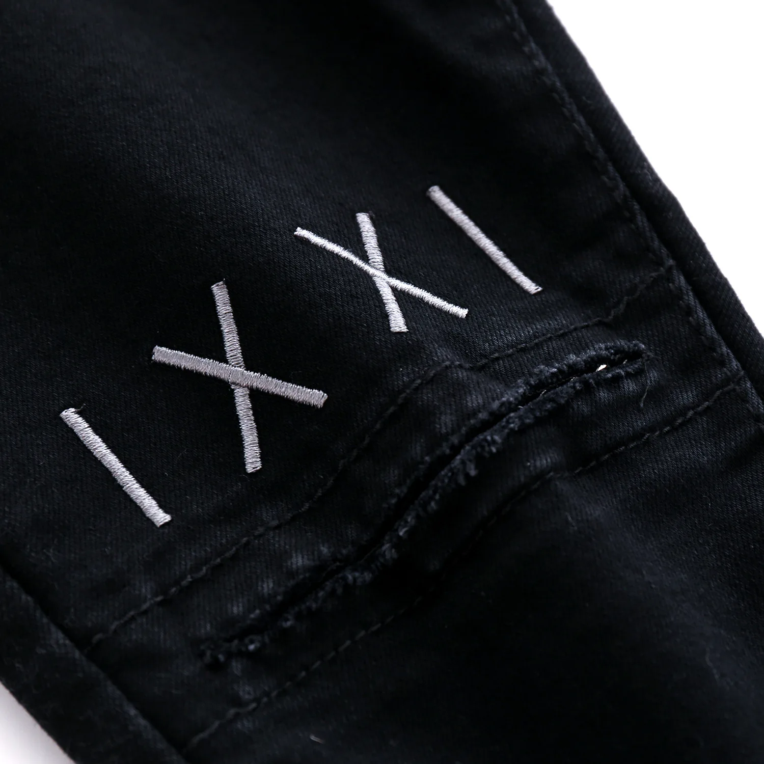 Детские рваные джинсы вельветовые и плотные теплые для мальчиков черные