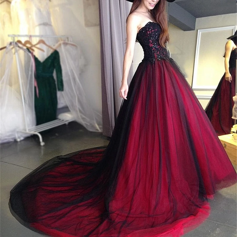 

2021 Sexy Gothic wedding dress black and red Sweetheart Beading Lace Up Long Black Burgundy Bridal Gowns wedding gown