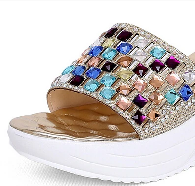 Стразы босоножки на танкетке 2019 корейские новые европейские туфли платформе